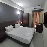 The Windsor 4* סליאמה