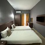 The Windsor 4* סליאמה