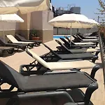 The Windsor מלון