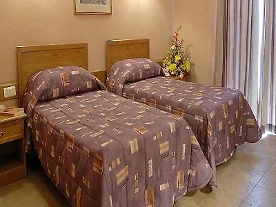 The Windsor 4* סליאמה