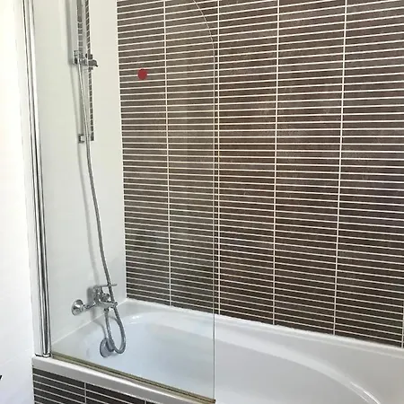 The Windsor מלון 4*