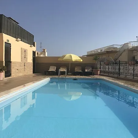 The Windsor 4*