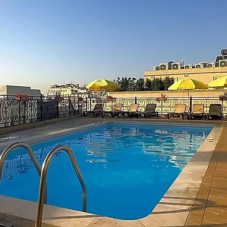 Hotel The Windsor
