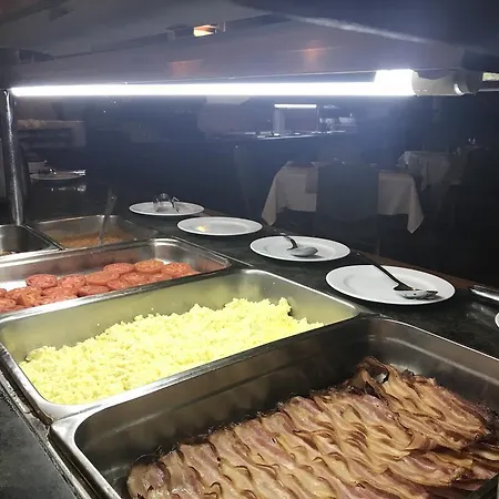 The Windsor 호텔 4*