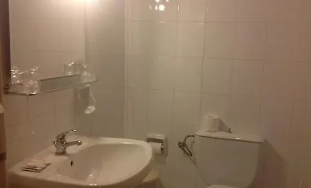 The Windsor מלון 4*