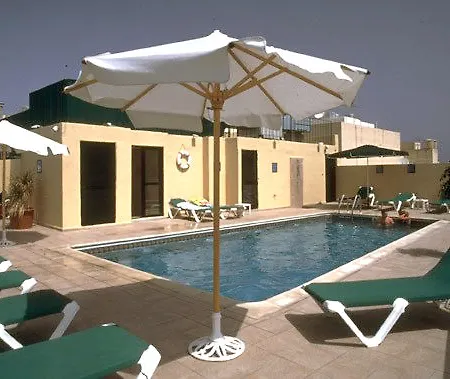 מלון The Windsor 4*