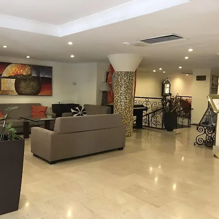 The Windsor מלון 4*