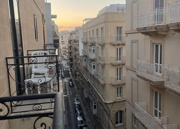 The Windsor Отель 4*