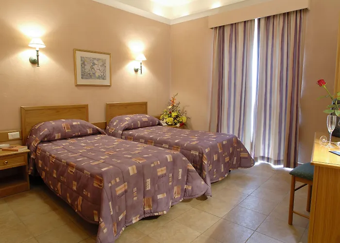 Ξενοδοχείο The Windsor 4*