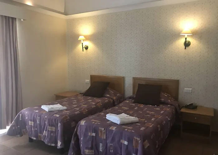 Отель The Windsor