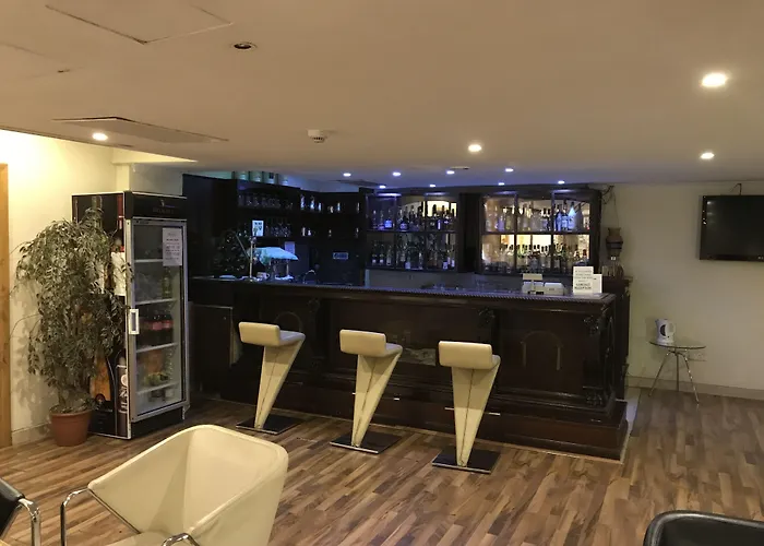 The Windsor 4* Слима