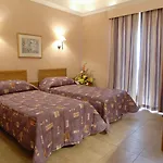 Hotell The Windsor 4*